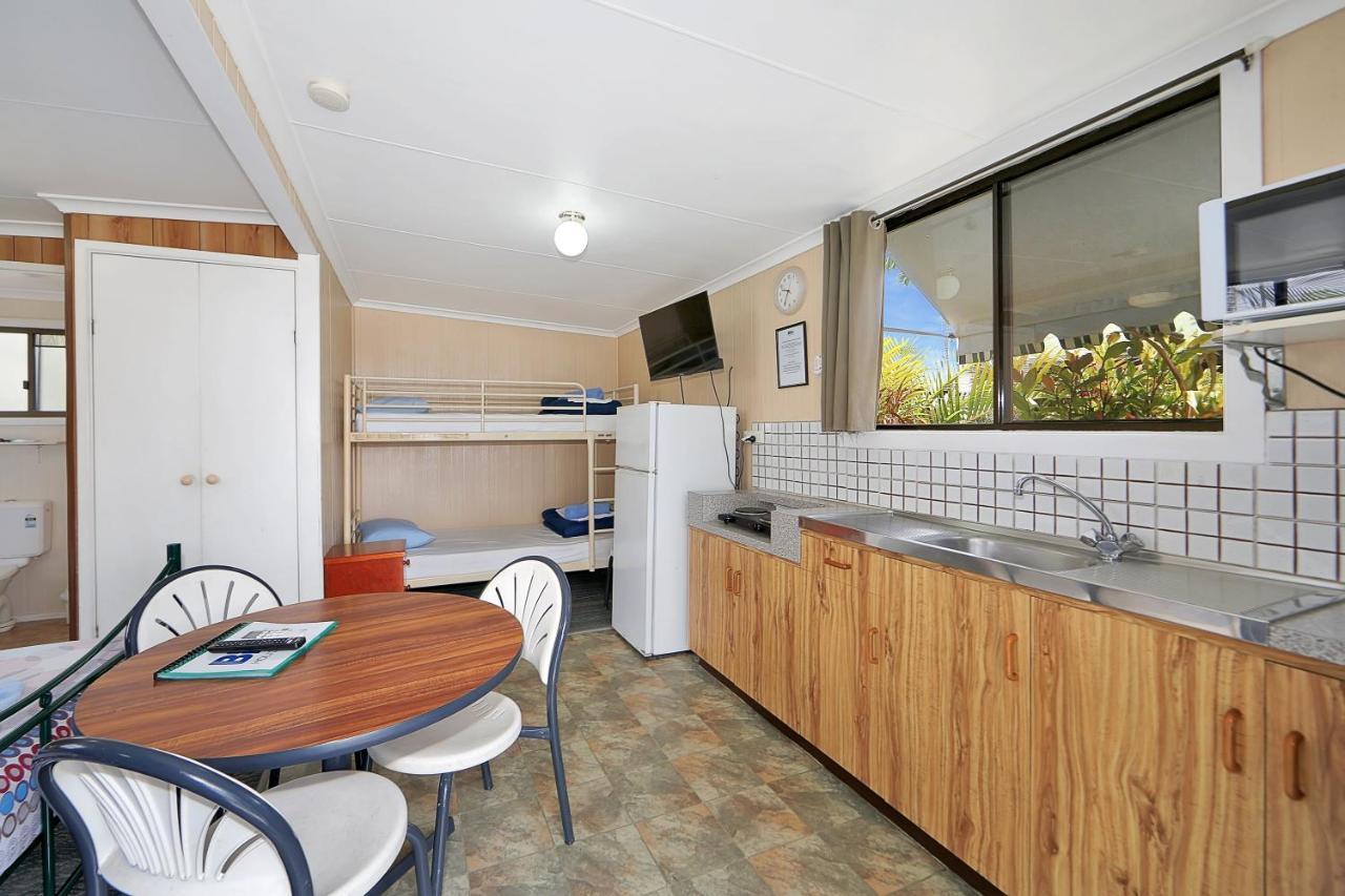 Cane Village Holiday Park Bundaberg Exterior photo