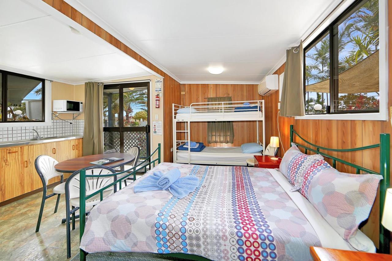 Cane Village Holiday Park Bundaberg Exterior photo