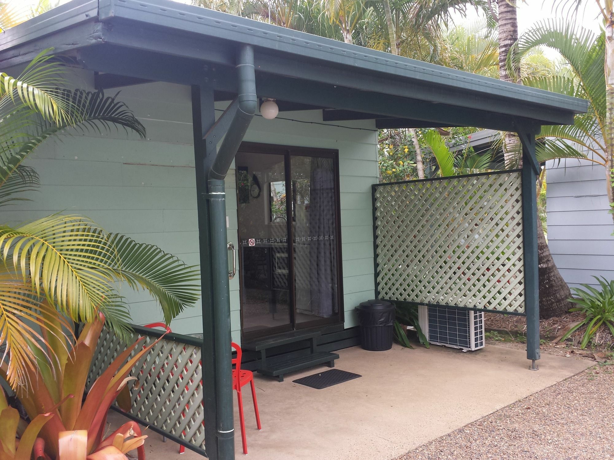 Cane Village Holiday Park Bundaberg Exterior photo